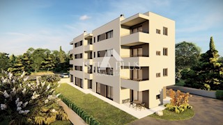 Apartma z dvema spalnicama v stavbi z dvigalom v 1. nadstropju - 2 km do morja