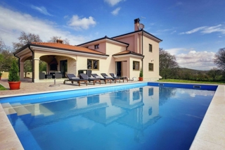 Rovinj, okolica, vila z velikim vrtom