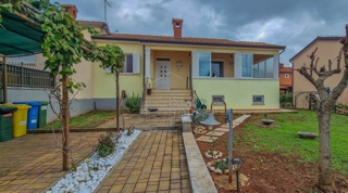 Poreč, okolica, dvojček s pogledom na morje