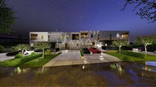 Zadnja sodobna vrstna hiša s tremi spalnicami