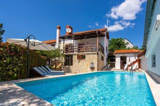 Hiša Risika, Vrbnik, 205m2