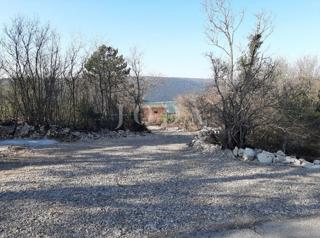 Zemljišče Trget, Raša, 1.064m2