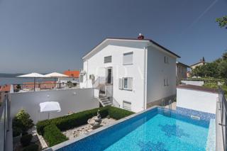 Hiša Crikvenica, 400m2