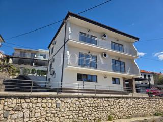 Hiša Crikvenica, 350m2