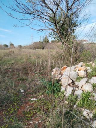 Zemljišče Labin, 2.133m2