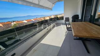 Apartma z odprtim pogledom na morje - Malinska