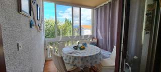 Malinska - apartma v prvem nadstropju blizu plaže