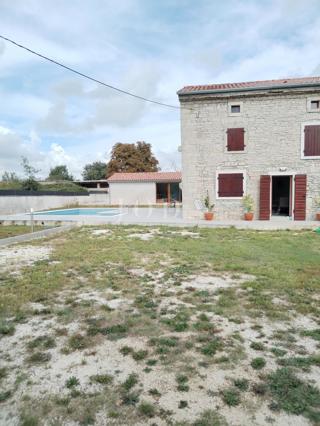 Hiša Svetvinčenat, 200m2