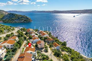 Hiša Prizna blizu morja