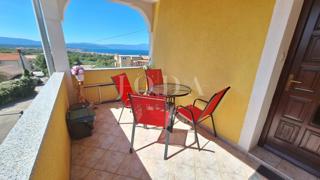 Otok Krk, Malinska, apartmajska hiša s pogledom na morje