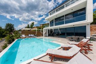 Hiša Crikvenica, 160m2