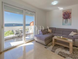Apartma Crikvenica z garažo