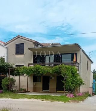 Hiša Novigrad, 133m2