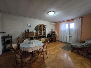 Stanovanje Senj, 58m2
