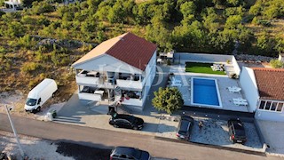 Hiša Seline, Starigrad, 100m2