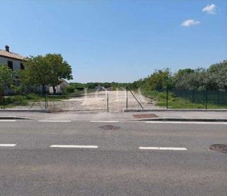 Zemljišče Loborika, Marčana, 1.827m2