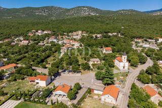 Zemljišče Donji Zagon, Novi Vinodolski, 1.732m2