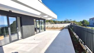 Luksuzen apartma z bazenom, otok Krk