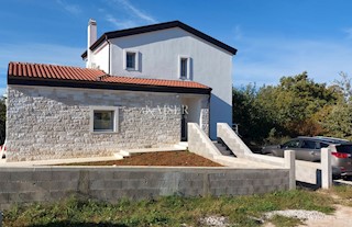 Istra, Poreč, samostojna hiša z bazenom