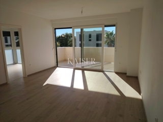 Istra, Medulin - stanovanje z garažo