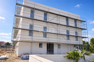 Zadar – Privlaka | Apartma v pritličju z vrtom in pogledom na morje