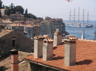 Istra, Rovinj, dvonadstropno stanovanje, pogled na morje, 37 m2