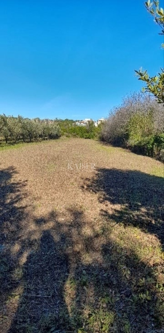  Zazidljivo zemljišče Premantura, Medulin, 1.793m2