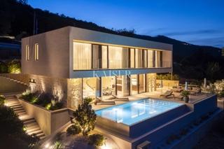 Opatijska riviera - vila z morjem na dlani, 290 m2