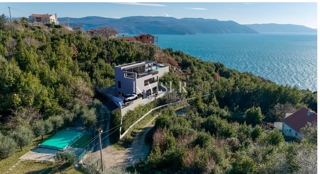 Opatija, Brseč - gradbeno zemljišče s pogledom na morje, 865 m2