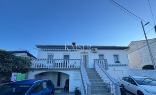 Jadranovo, apartmajska hiša s pogledom na morje