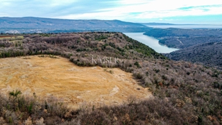  Zazidljivo zemljišče Pula, 45.000m2