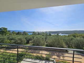 Krk, Čižići - novogradnja, stanovanje 2 spalnici + dnevna soba, 80m2