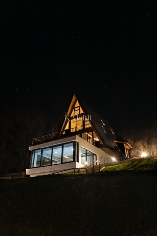 Delnice - vila z bazenom 