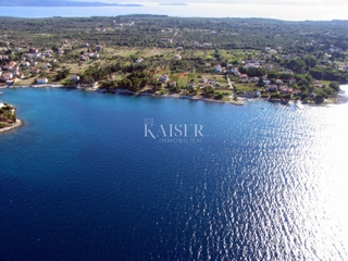 Otok Ugljan, Čeprljanda - gradbeno zemljišče prva vrsta do morja 6300 m2 - cena na povpraševanje