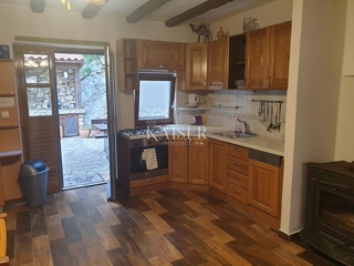 Prostoren pritlični apartma v Svetem Jakovu – otok Lošinj