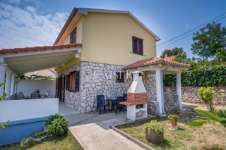 Otok Lošinj, Nerezine, hiša 74m2