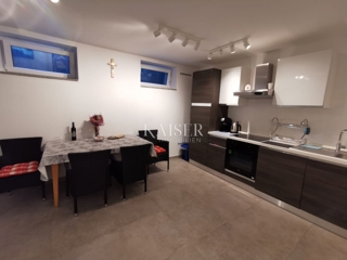 Mali Lošinj, Artatore - stanovanje, 2 spalnici + dnevna soba, 70 m od morja