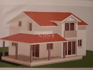 Otok Iž - Gradbeno zemljišče v središču mesta 