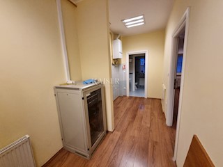 Poslovni prostor Centar, Rijeka, 102,63m2