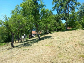 Vrbovsko, zazidljivo zemljišče Kamensko 776 m2