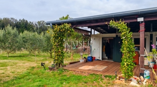 Istra, Pula - Idilična hišica 70m2, blizu morja