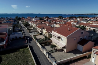 Zadar, Vir - čudovita družinska hiša 331m2 - 890.000 eur 300 m od plaže