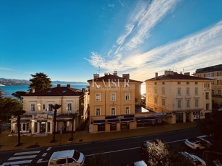 Opatija - 4-sobno stanovanje v strogem centru, 120 m2, 3 balkoni, parkirišče