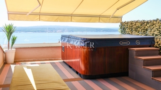 Crikvenica - Luksuzno dupleks stanovanje z jacuzzijem in panoramskim pogledom na morje