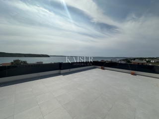 Zadar, Rtina - Luksuzna vila z bazenom, 250 m od plaže