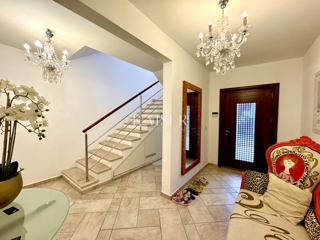 Opatija, Ičići - Čudovita družinska vila z bazenom 200 m od morja