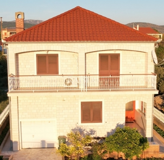 Hiša Donje Ražine, Šibenik, 500m2