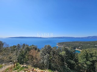 Otok Krk - kmetijsko zemljišče 1. red do morja