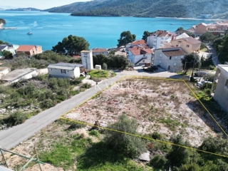 Zazidljivo zemljišče Marina, 731m2