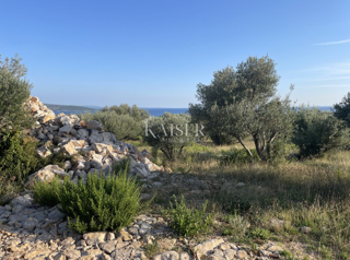 Otok Krk, Krk, gradbeno zemljišče z razgledom